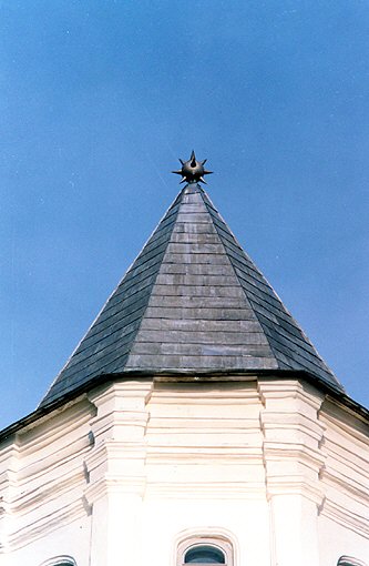 Novgorod district. Veliky Novgorod. Gate-church of Gostiny Dvor. Fragment. XVII