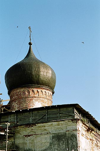 Novgorod district. Khotyazh. Klopsky Monastery. Trinity Church. Fragment. XVI