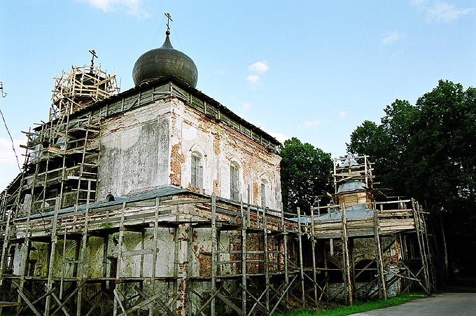 Novgorod district. Khotyazh. Klopsky Monastery. Trinity Church. XVI