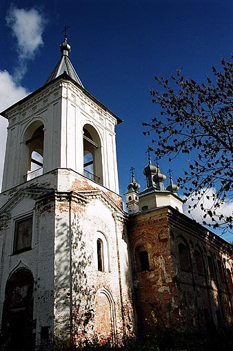 Novgorod district. Veliky Novgorod. Resurrection Church on Krasnoye Pole. XVI