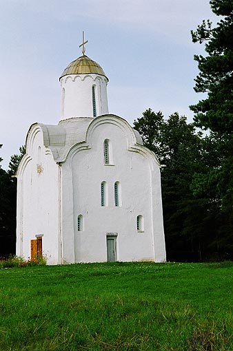 Novgorod district. Veliky Novgorod. Church of Nativity of the Virgin on Perynsky Skit. XII-XIII