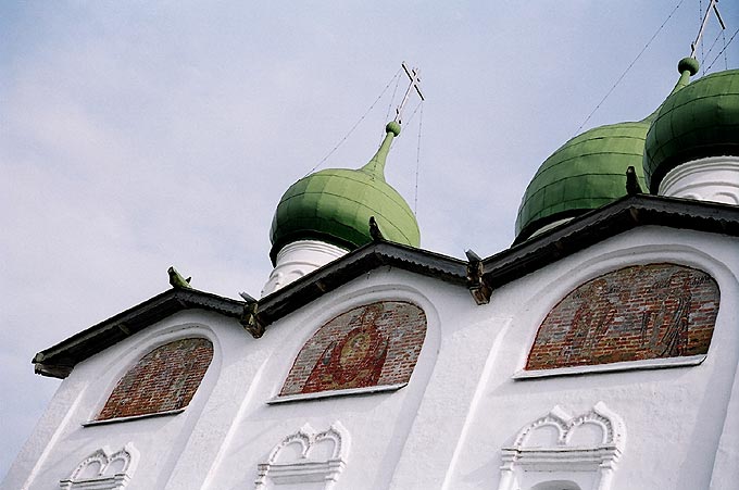 Novgorod district. Vyazhischi. Vyazhisky Monastery. Church of Nicolas. Fragment. XVII