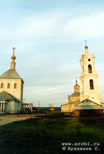 Kasimovsky district. Gusevsky country church-yard. Transfiguration church and belfry. XIX