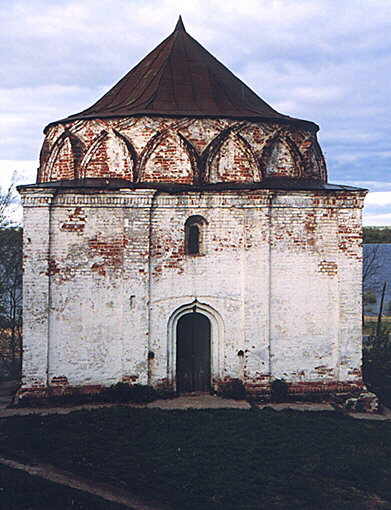 Mourom. Old Kozmodemyanskaya Church. XVI cent.