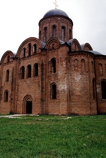 Smolensk. Church of Saint Apostles Peter and Paul. XII